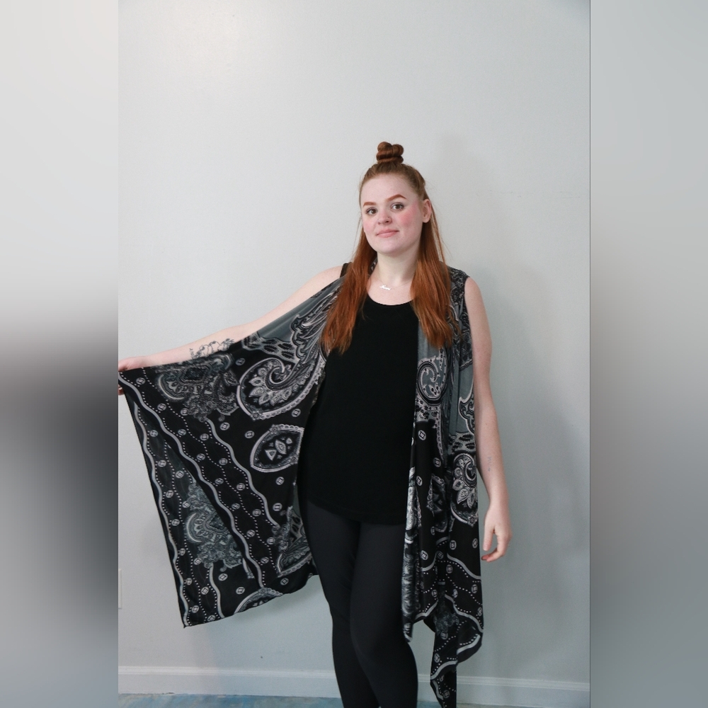 Sleeveless Cardigan